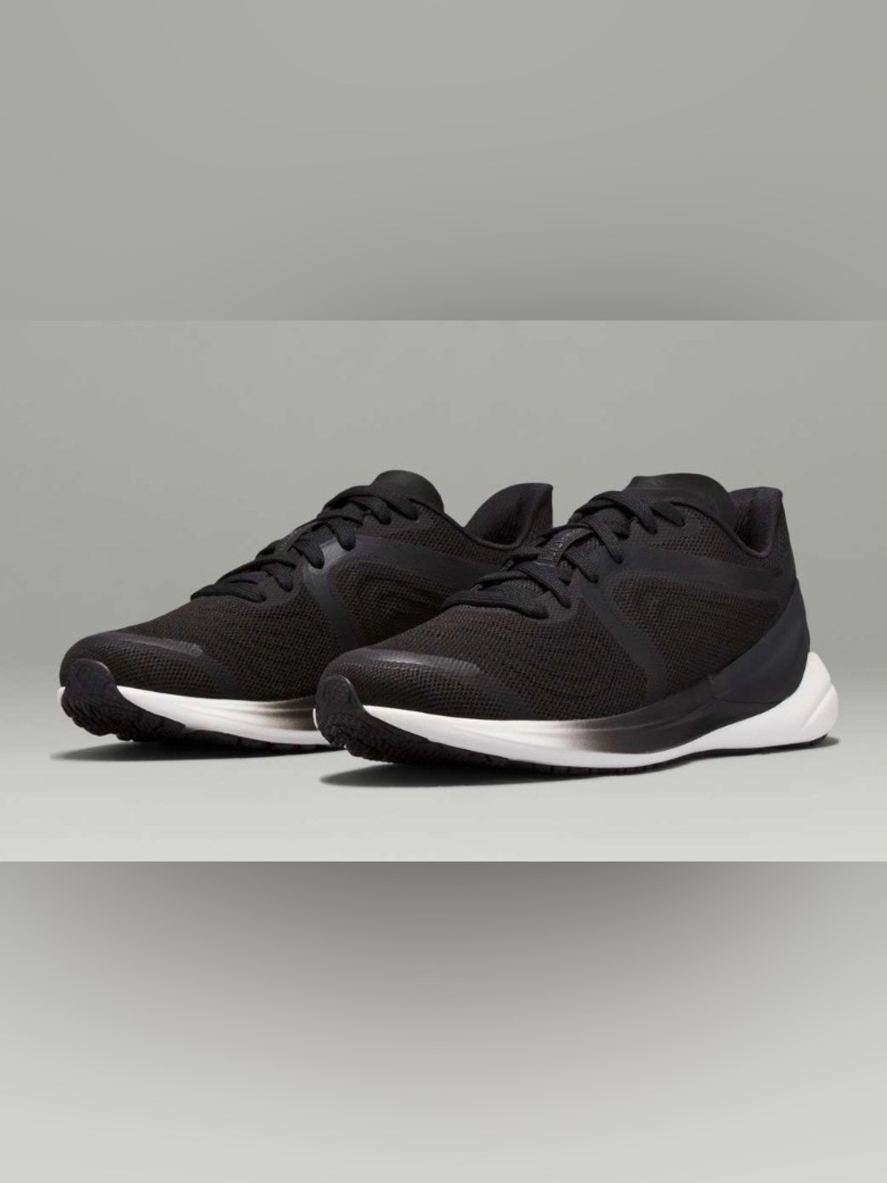 NIB New Lululemon Blissfeel 2 Womens Running Shoe Black / Asphalt Grey / Light